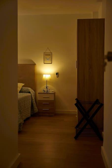 Piso Centrico En Ronda Apartment Bagian luar foto